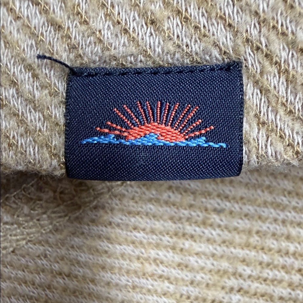 Faherty Beige Knit Sweater - Picture 7 of 7